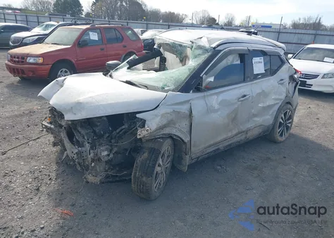 2020 Nissan Kicks Sr Xtronic Cvt z USA, uszkodzony, nr VIN 3N1CP5DV5LL486682